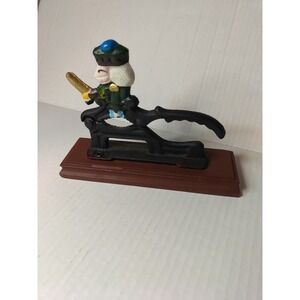 Vintage Cast Iron‎ Soldier Wood Stand Nutcracker Holiday Seasonal